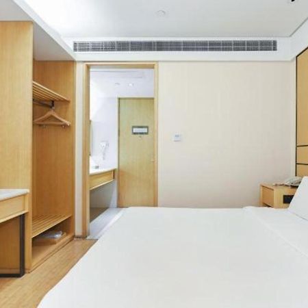 Ji Hotel Shanghai Hongqiao Yan'An XI Road Εξωτερικό φωτογραφία