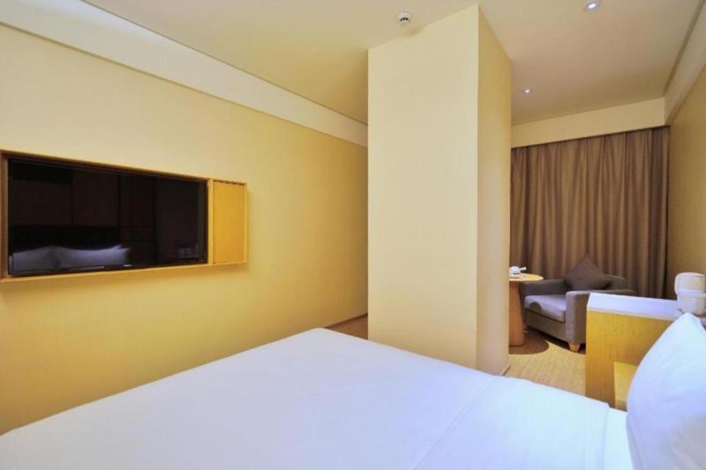 Ji Hotel Shanghai Hongqiao Yan'An XI Road Εξωτερικό φωτογραφία