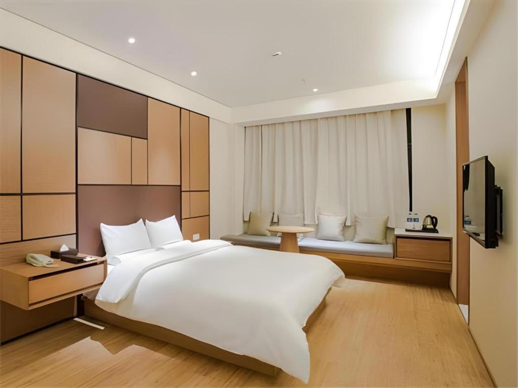 Ji Hotel Shanghai Hongqiao Yan'An XI Road Εξωτερικό φωτογραφία