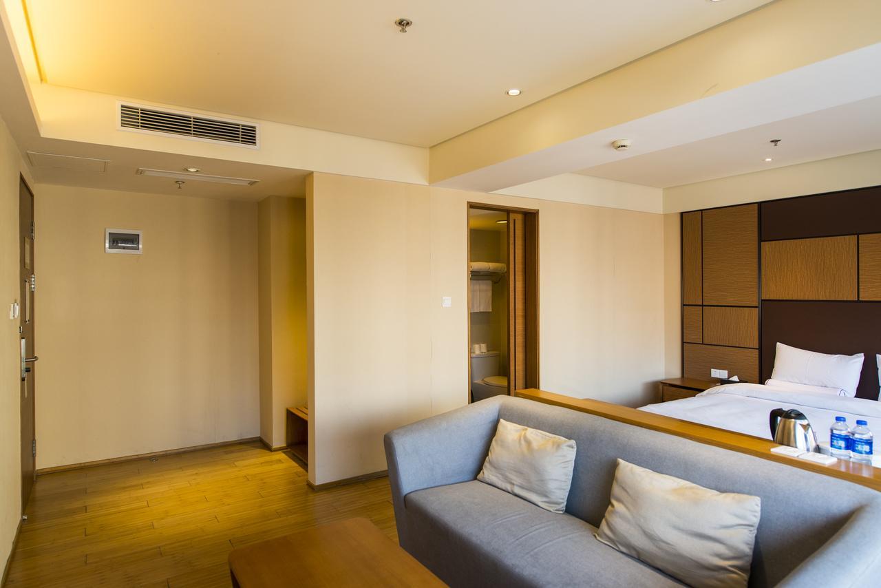 Ji Hotel Shanghai Hongqiao Yan'An XI Road Εξωτερικό φωτογραφία